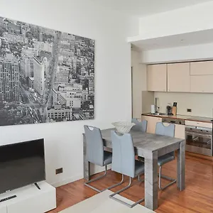 https://prestige-boutique-homes-galleria-vittorio-emanuele.italymilanhotels.net